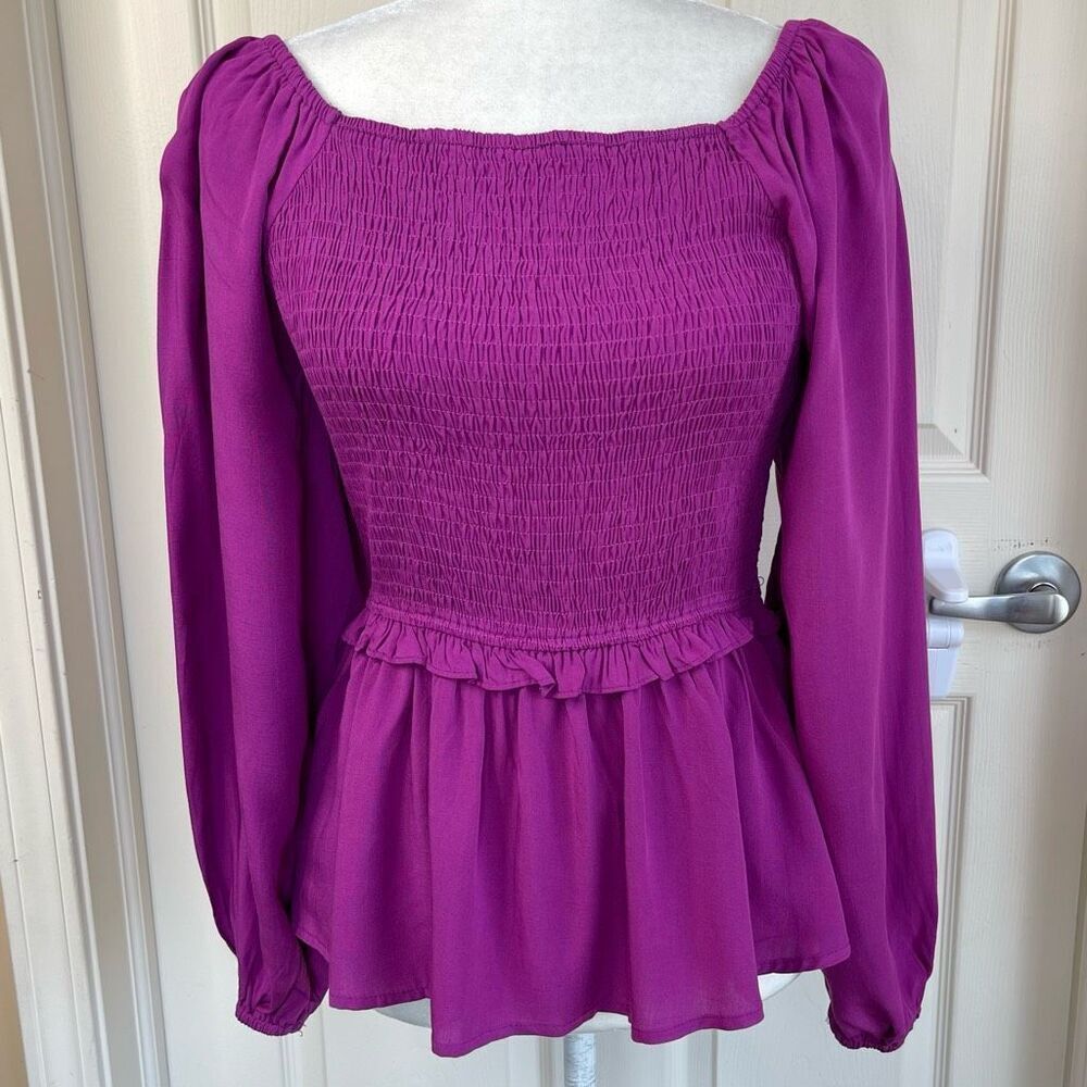 NWT Andree by Unit Square Neck Smocked Long Sleeve Blouse (Orchid) - Small